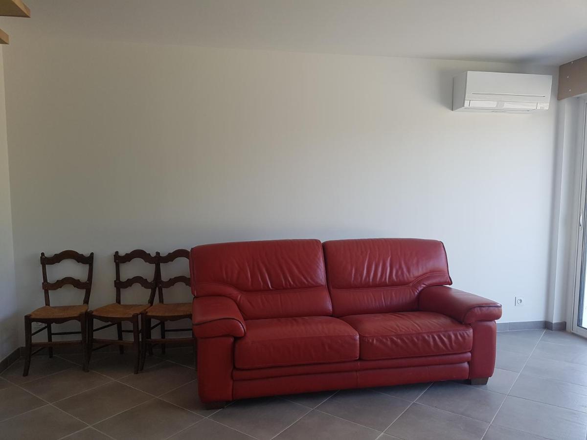 Gite Paisible Renove Hagetmau Exterior photo